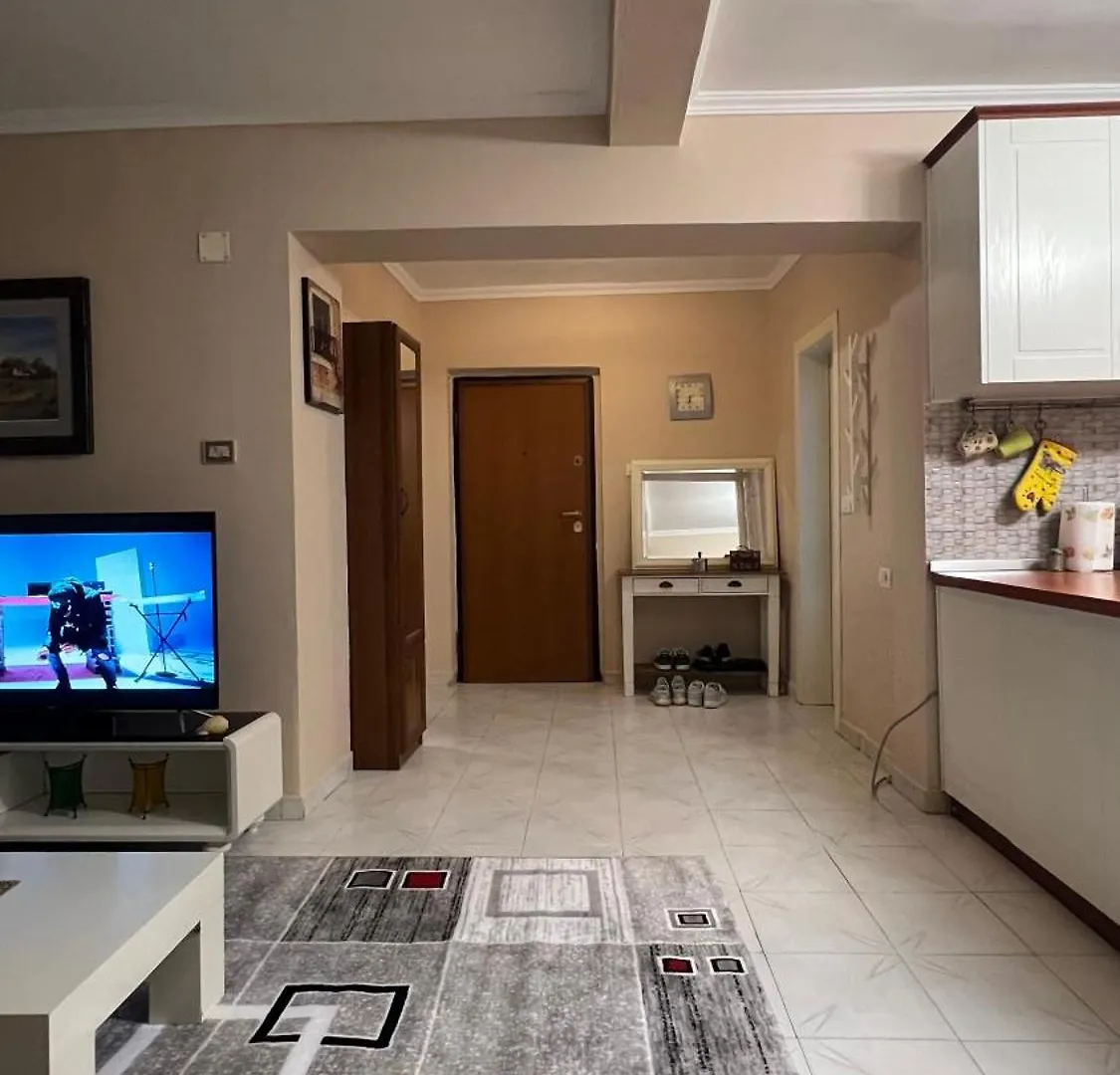 Апартаменты Bright & Roomy Center Тирана